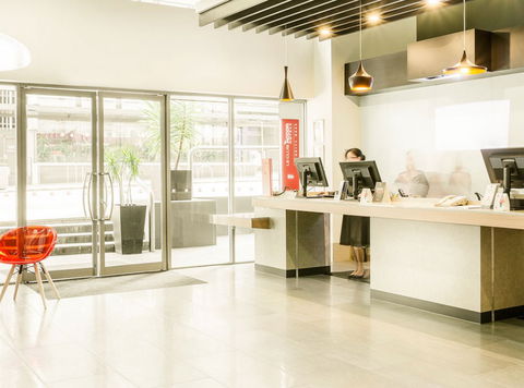 Ibis Brisbane - Holiday Adelaide 2