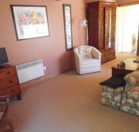 John and Eva Selles Studio Apartment - Holiday Adelaide