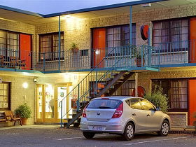 Martin Cash Motel - Holiday Adelaide 0