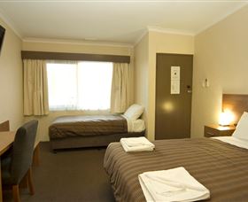 Seabrook Hotel Motel - Holiday Adelaide 0