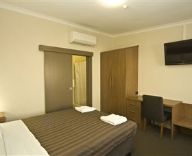 Seabrook Hotel Motel - Holiday Adelaide 2