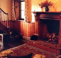 McCauley's Cottage - Hamilton Heritage Holiday Homes - Holiday Adelaide