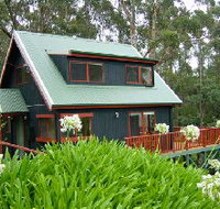 Tree Tops Cascades - Holiday Adelaide