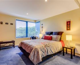 Carol's B&B - Holiday Adelaide 2