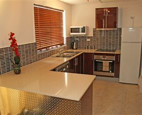 Beach Apartments - Holiday Adelaide 1