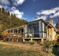 Waterside Accommodation - Derwent Vista - Holiday Adelaide