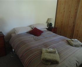 Blue Wren Tea Gardens - Holiday Adelaide 1