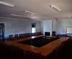 Campbell Town Hotel - Holiday Adelaide 5