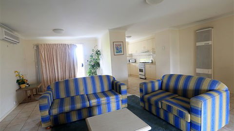 Glen Inn Motel & Apartments - Holiday Adelaide 1