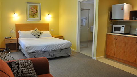 Glen Inn Motel & Apartments - Holiday Adelaide 2