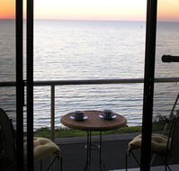 Clifftop Accommodation Portland Victoria - Holiday Adelaide