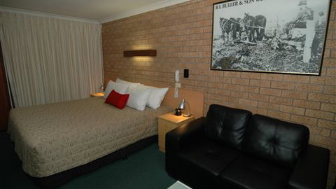 Motel Woongarra - Holiday Adelaide 1