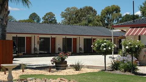 Motel Woongarra - Holiday Adelaide 2