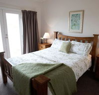 Strath Valley View Bed and Breakfast - Holiday Adelaide