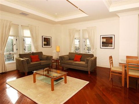 MacArthur Chambers Heritage Apartments - Holiday Adelaide 0