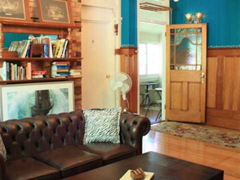 Minto Guest House - Holiday Adelaide 1