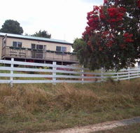 Demeter Farm Cabin - Holiday Adelaide