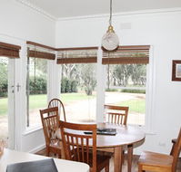 Riga Country Retreat - Holiday Adelaide