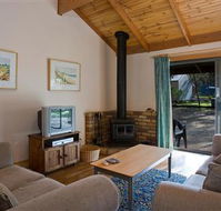Surf Coast Cabins in Aireys Inlet - Holiday Adelaide