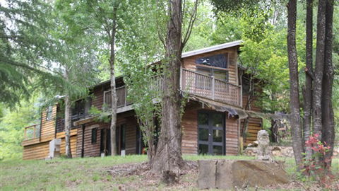 Buller Basecamp Retreat - Holiday Adelaide 0