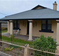Agnes Cottage Bed and Breakfast - Holiday Adelaide