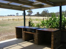 Breakaway Farmstay - Holiday Adelaide 2