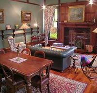 Buxton Manor - Musica Viva Apartment - Holiday Adelaide