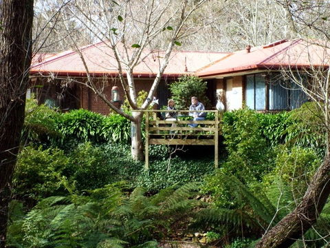 Adelaide Hills Bed & Breakfast Accommodation - Holiday Adelaide 1