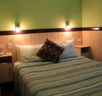 Aussie Outback Oasis Cabin  Van Village - Holiday Adelaide