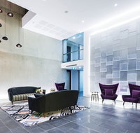 Avenue Hotel Canberra - Holiday Adelaide