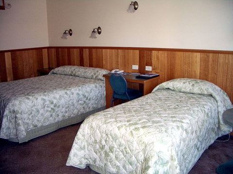 Sundowner Westlander Motor Inn - Holiday Adelaide 2