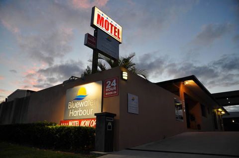 Bluewater Harbour Motel - Bowen - Holiday Adelaide 1