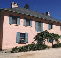 Briars Country Lodge and Briars Historic Inn - Holiday Adelaide