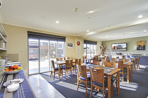 Bridges On Argyle Motel & Serviced Apartments - Holiday Adelaide 4