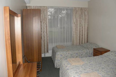 Capri Lodge Apartments - Holiday Adelaide 7