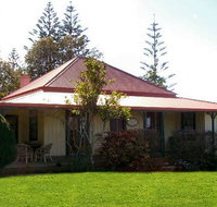 Christian's of Bucks Point - Holiday Adelaide
