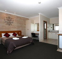 Clifford Gardens Motor Inn - Holiday Adelaide