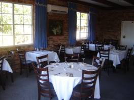 Deer Park Motor Inn Armidale - Holiday Adelaide 1