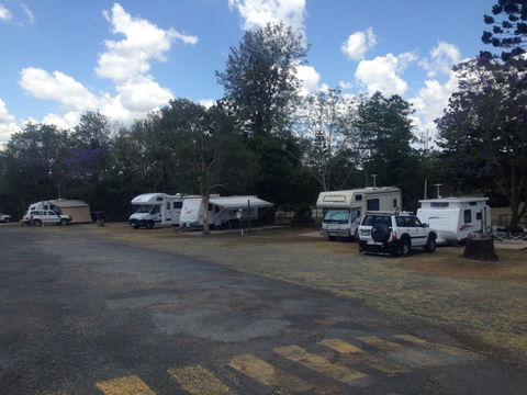 Gympie Caravan Park - Queens Park - Holiday Adelaide 4