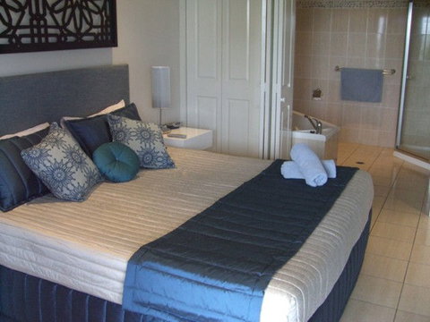 Hamilton Island Private Apartments - Anchorage - Holiday Adelaide 0