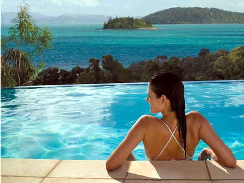 Hamilton Island Private Apartments - Holiday Adelaide 4