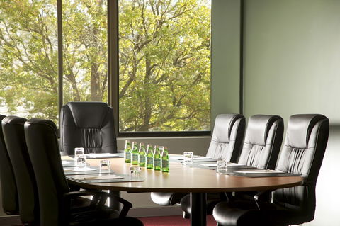 Holiday Inn Melbourne Airport - Holiday Adelaide 1