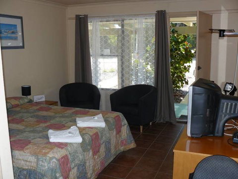 Jurien Bay Hotel Motel - Holiday Adelaide 3