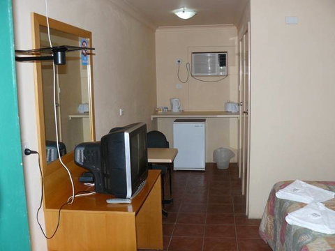 Jurien Bay Hotel Motel - Holiday Adelaide 4