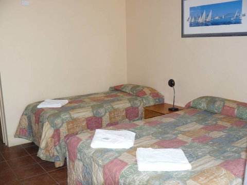 Jurien Bay Hotel Motel - Holiday Adelaide 5