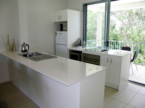 Metzo Noosa Resort - Holiday Adelaide 2