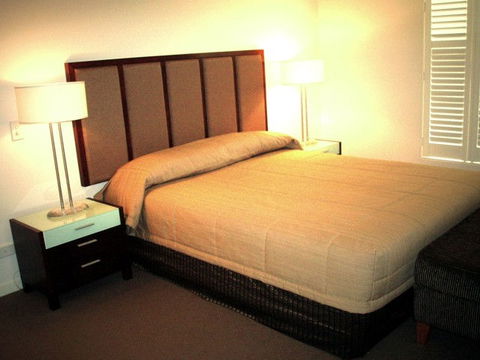Metzo Noosa Resort - Holiday Adelaide 3