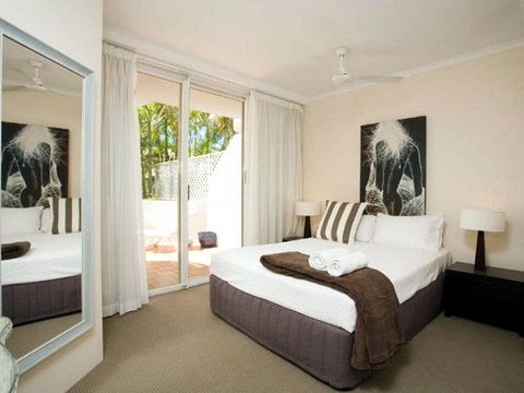 Noosa Tropicana - Holiday Adelaide 4