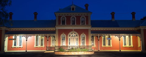 Hay Caravan Park - Holiday Adelaide 1