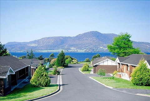 Riverfront Motel & Villas - Holiday Adelaide 1